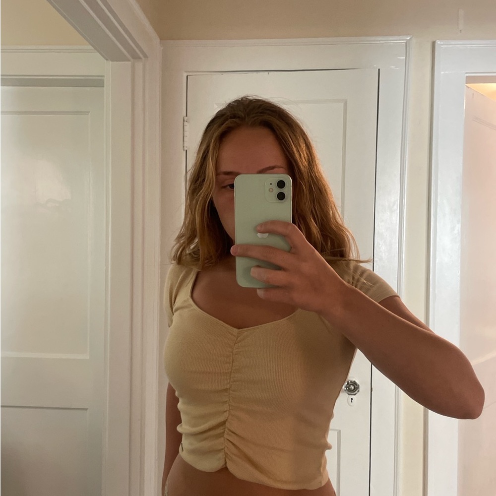 Hollister Gold Tee
